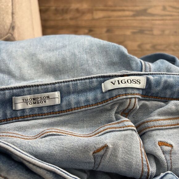 Vigoss Thompson Tomboy Relaxed Fit Mid Rise Jeans • size 28 - Picture 6 of 8